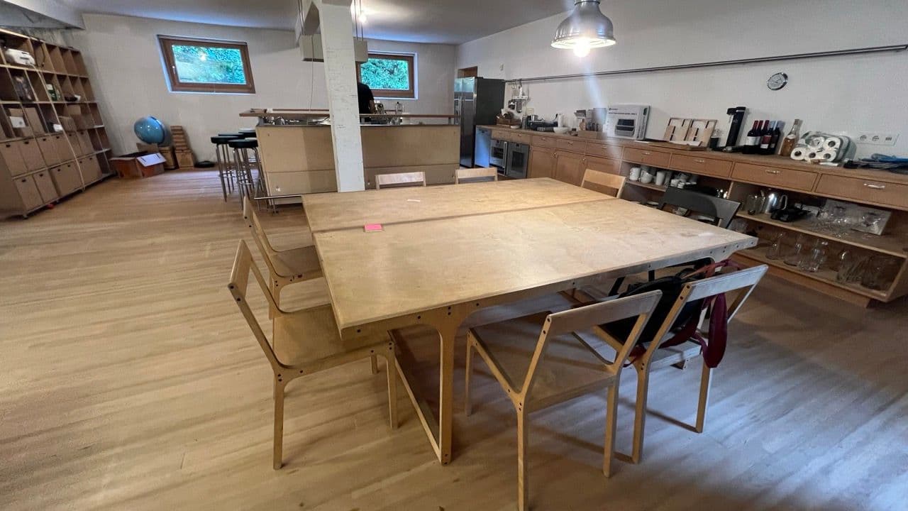 An image of Rossstall coworking ground floor